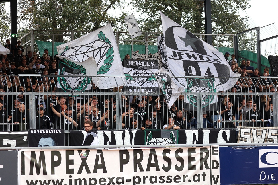 Wolfsberg - Sturm Graz
Oesterreichische Fussball Bundesliga, 10. Runde, Wolfsberger AC - SK Sturm Graz, Lavanttal-Arena Wolfsberg, 08.10.2023. 

Foto zeigt Fans von Sturm
