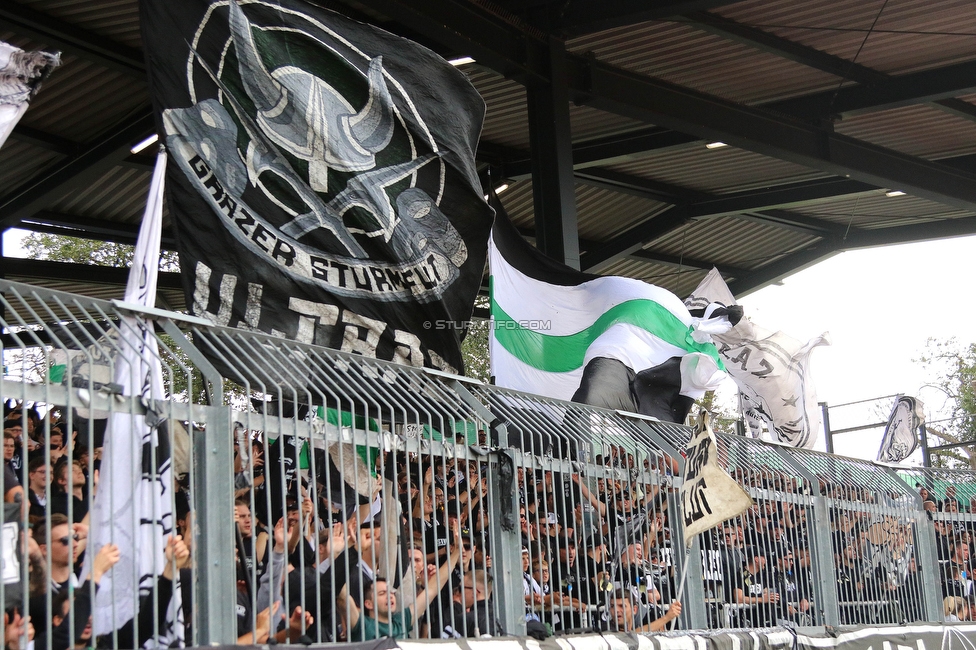 Wolfsberg - Sturm Graz
Oesterreichische Fussball Bundesliga, 10. Runde, Wolfsberger AC - SK Sturm Graz, Lavanttal-Arena Wolfsberg, 08.10.2023. 

Foto zeigt Fans von Sturm
