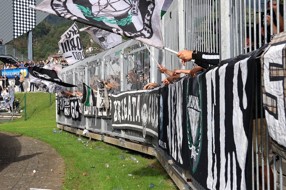 Wolfsberg - Sturm Graz
Oesterreichische Fussball Bundesliga, 10. Runde, Wolfsberger AC - SK Sturm Graz, Lavanttal-Arena Wolfsberg, 08.10.2023. 

Foto zeigt Fans von Sturm
