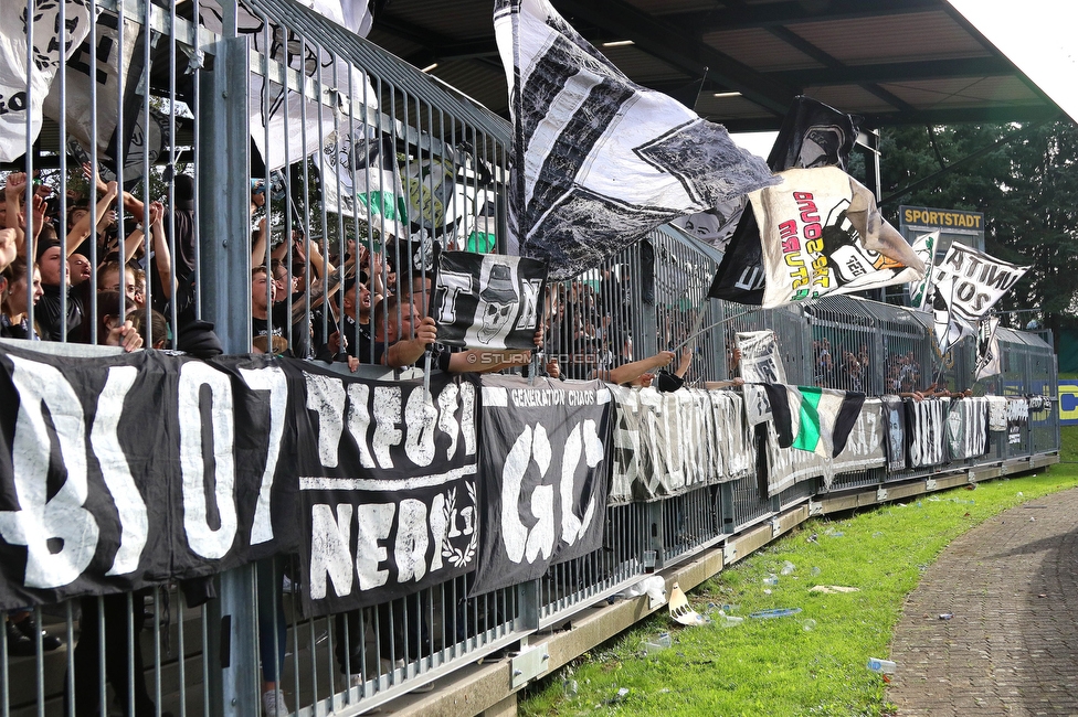 Wolfsberg - Sturm Graz
Oesterreichische Fussball Bundesliga, 10. Runde, Wolfsberger AC - SK Sturm Graz, Lavanttal-Arena Wolfsberg, 08.10.2023. 

Foto zeigt Fans von Sturm
