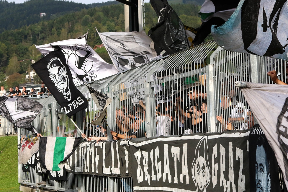 Wolfsberg - Sturm Graz
Oesterreichische Fussball Bundesliga, 10. Runde, Wolfsberger AC - SK Sturm Graz, Lavanttal-Arena Wolfsberg, 08.10.2023. 

Foto zeigt Fans von Sturm
