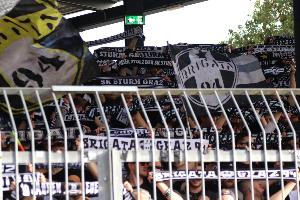 Wolfsberg - Sturm Graz
Oesterreichische Fussball Bundesliga, 10. Runde, Wolfsberger AC - SK Sturm Graz, Lavanttal-Arena Wolfsberg, 08.10.2023. 

Foto zeigt Fans von Sturm
