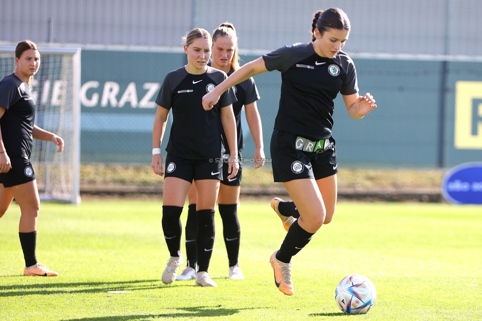 Sturm Damen - Blau Weiss Linz
OEFB Frauen Bundesliga, 6. Runde, SK Sturm Graz Damen - FC Blau Weiss Linz Union Kleinmuenchen, Trainingszentrum Messendorf, 14.10.2023. 

Foto zeigt Marie Spiess (Sturm Damen)
