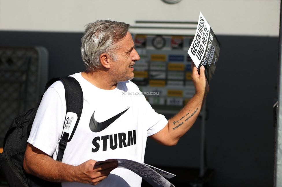 Sturm Damen - Blau Weiss Linz
OEFB Frauen Bundesliga, 6. Runde, SK Sturm Graz Damen - FC Blau Weiss Linz Union Kleinmuenchen, Trainingszentrum Messendorf, 14.10.2023. 

Foto zeigt Helmut Degen (Organisatorischer Leiter Sturm Damen)
