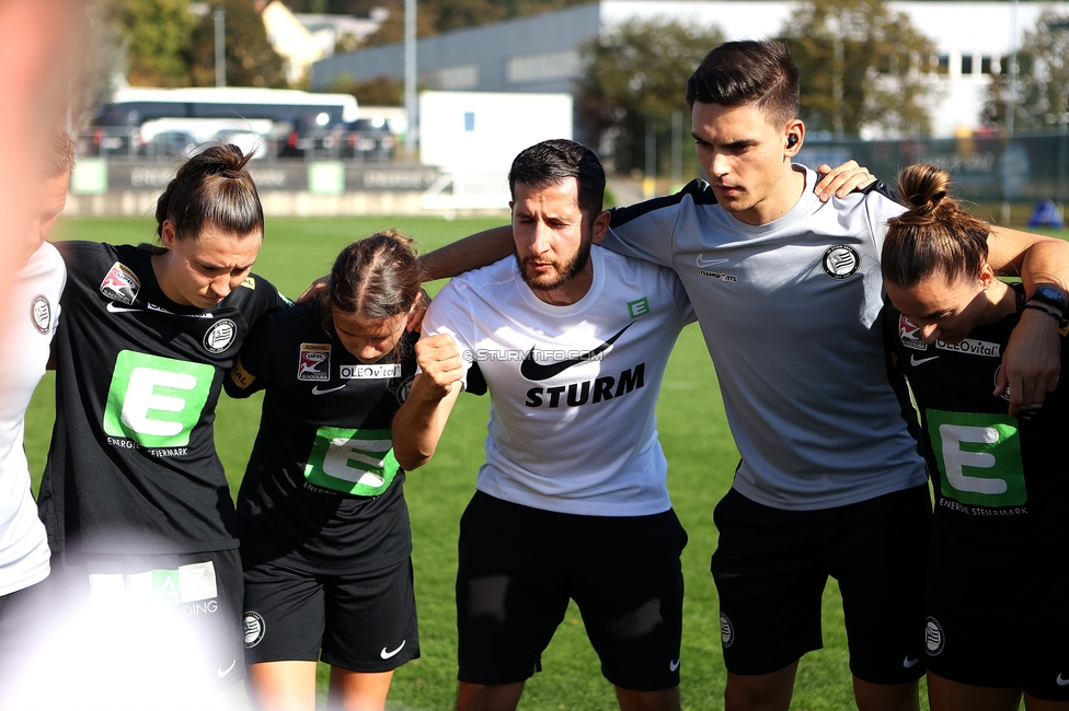 Sturm Damen - Blau Weiss Linz
OEFB Frauen Bundesliga, 6. Runde, SK Sturm Graz Damen - FC Blau Weiss Linz Union Kleinmuenchen, Trainingszentrum Messendorf, 14.10.2023. 

Foto zeigt Sargon Duran (Cheftrainer Sturm Damen)
