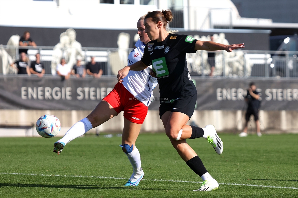 Sturm Damen - Blau Weiss Linz
OEFB Frauen Bundesliga, 6. Runde, SK Sturm Graz Damen - FC Blau Weiss Linz Union Kleinmuenchen, Trainingszentrum Messendorf, 14.10.2023. 

Foto zeigt Laura Krumboeck (Sturm Damen)
