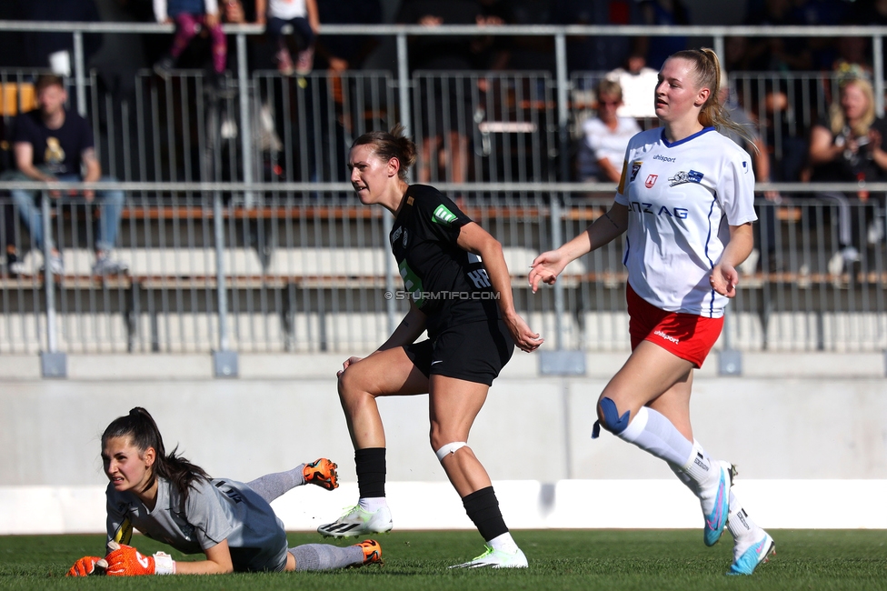 Sturm Damen - Blau Weiss Linz
OEFB Frauen Bundesliga, 6. Runde, SK Sturm Graz Damen - FC Blau Weiss Linz Union Kleinmuenchen, Trainingszentrum Messendorf, 14.10.2023. 

Foto zeigt Laura Krumboeck (Sturm Damen)
