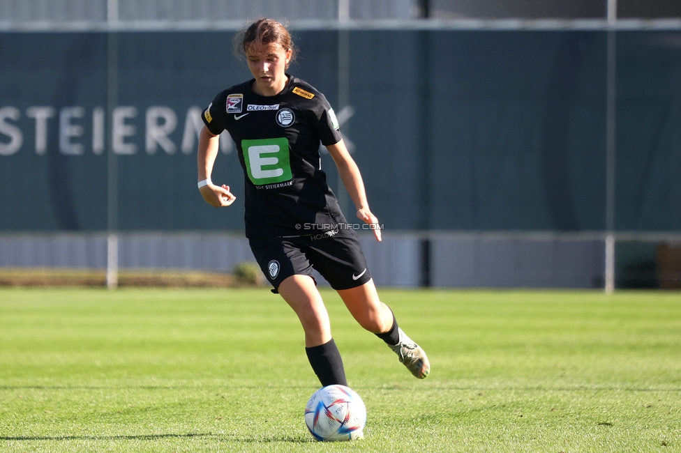 Sturm Damen - Blau Weiss Linz
OEFB Frauen Bundesliga, 6. Runde, SK Sturm Graz Damen - FC Blau Weiss Linz Union Kleinmuenchen, Trainingszentrum Messendorf, 14.10.2023. 

Foto zeigt Leonie Christin Tragl (Sturm Damen)
