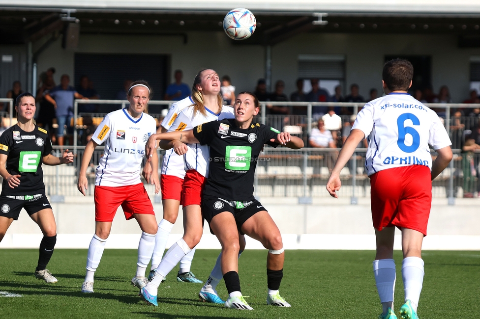 Sturm Damen - Blau Weiss Linz
OEFB Frauen Bundesliga, 6. Runde, SK Sturm Graz Damen - FC Blau Weiss Linz Union Kleinmuenchen, Trainingszentrum Messendorf, 14.10.2023. 

Foto zeigt Laura Krumboeck (Sturm Damen)
