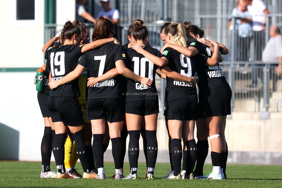 Sturm Damen - Blau Weiss Linz
OEFB Frauen Bundesliga, 6. Runde, SK Sturm Graz Damen - FC Blau Weiss Linz Union Kleinmuenchen, Trainingszentrum Messendorf, 14.10.2023. 

Foto zeigt die Mannschaft der Sturm Damen
