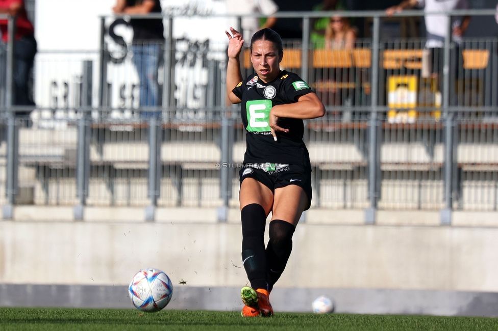 Sturm Damen - Blau Weiss Linz
OEFB Frauen Bundesliga, 6. Runde, SK Sturm Graz Damen - FC Blau Weiss Linz Union Kleinmuenchen, Trainingszentrum Messendorf, 14.10.2023. 

Foto zeigt Ruzika Krajinovic (Sturm Damen)
