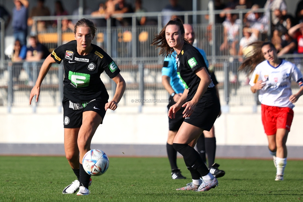 Sturm Damen - Blau Weiss Linz
OEFB Frauen Bundesliga, 6. Runde, SK Sturm Graz Damen - FC Blau Weiss Linz Union Kleinmuenchen, Trainingszentrum Messendorf, 14.10.2023. 

Foto zeigt Modesta Uka (Sturm Damen)
