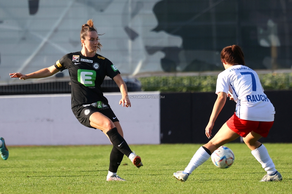 Sturm Damen - Blau Weiss Linz
OEFB Frauen Bundesliga, 6. Runde, SK Sturm Graz Damen - FC Blau Weiss Linz Union Kleinmuenchen, Trainingszentrum Messendorf, 14.10.2023. 

Foto zeigt Laura Krumboeck (Sturm Damen)
