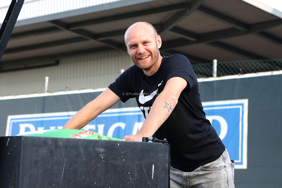 Sturm Damen - Blau Weiss Linz
OEFB Frauen Bundesliga, 6. Runde, SK Sturm Graz Damen - FC Blau Weiss Linz Union Kleinmuenchen, Trainingszentrum Messendorf, 14.10.2023. 

Foto zeigt Mario Karner (Technischer Direktor Sturm Damen)
