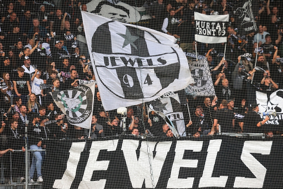 Sturm Graz - Hartberg
Oesterreichische Fussball Bundesliga, 11. Runde, SK Sturm Graz - TSV Hartberg, Stadion Liebenau Graz, 21.10.2023. 

Foto zeigt Fans von Sturm
Schlüsselwörter: jewels