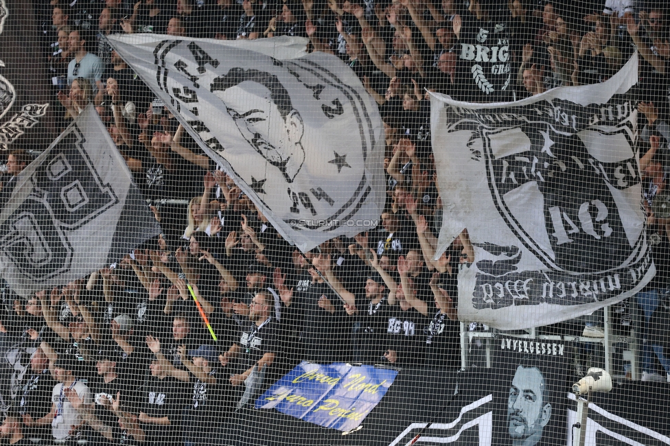 Sturm Graz - Hartberg
Oesterreichische Fussball Bundesliga, 11. Runde, SK Sturm Graz - TSV Hartberg,  Stadion Liebenau Graz, 21.10.2023. 

Foto zeigt Fans von Sturm
Schlüsselwörter: brigata