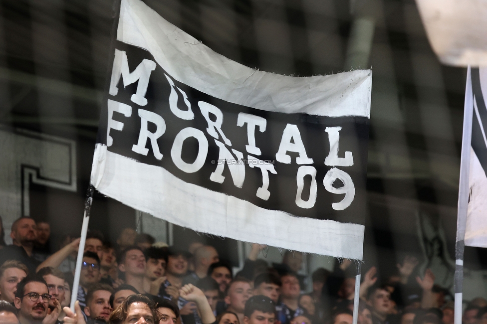 Sturm Graz - Hartberg
Oesterreichische Fussball Bundesliga, 11. Runde, SK Sturm Graz - TSV Hartberg, Stadion Liebenau Graz, 21.10.2023. 

Foto zeigt Fans von Sturm
Schlüsselwörter: murtalfront