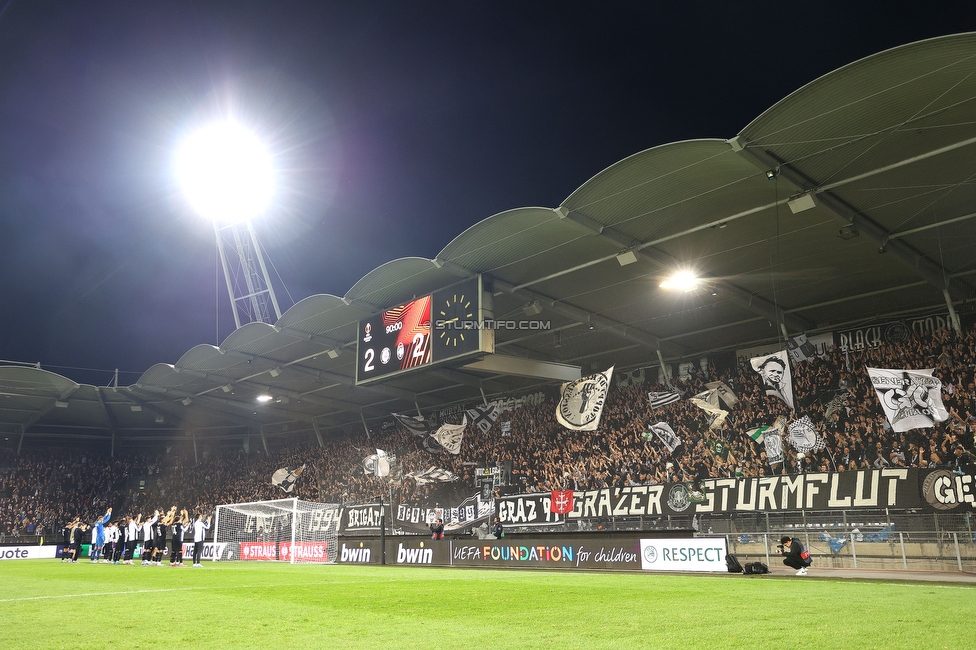 Sturm Graz - Atalanta
UEFA Europa League Gruppenphase 3. Spieltag, SK Sturm Graz - Atalanta Bergamo, Stadion Liebenau Graz, 26.10.2023. 

Foto zeigt die Mannschaft von Sturm und Fans von Sturm
