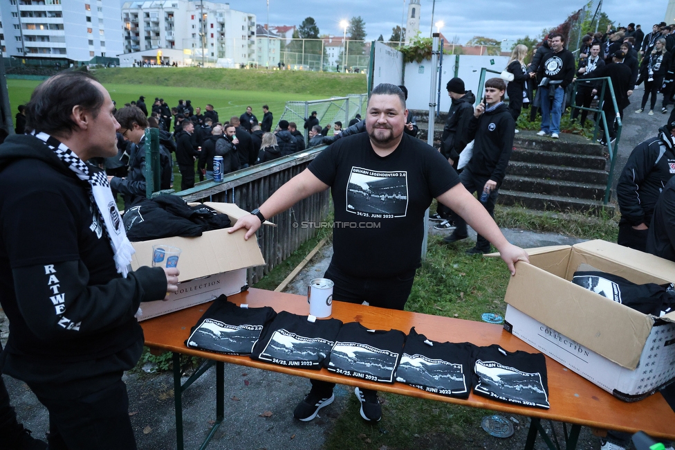 GAK - Sturm Graz
OEFB Cup, 3. Runde, Grazer AK - SK Sturm Graz, Stadion Liebenau Graz, 02.11.2023. 

Foto zeigt Fans von Sturm in der Gruabn
