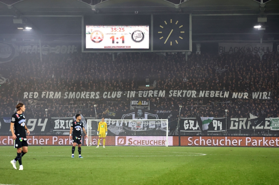 GAK - Sturm Graz
OEFB Cup, 3. Runde, Grazer AK - SK Sturm Graz, Stadion Liebenau Graz, 02.11.2023. 

Foto zeigt Fans von Sturm mit einem Spruchband
