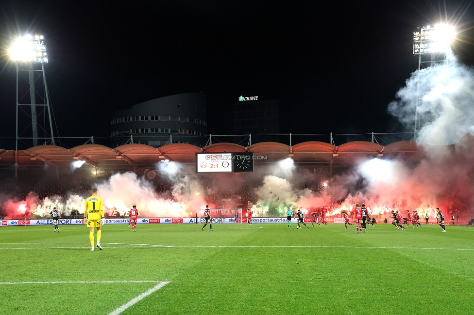 GAK - Sturm Graz
OEFB Cup, 3. Runde, Grazer AK - SK Sturm Graz, Stadion Liebenau Graz, 02.11.2023. 

Foto zeigt Fans von Sturm
Schlüsselwörter: pyrotechnik