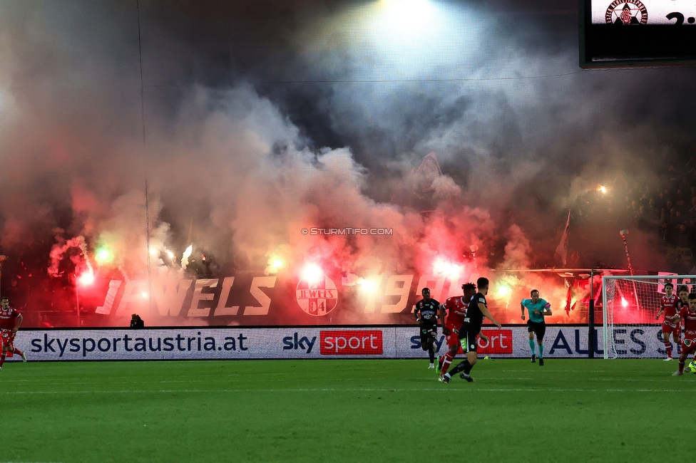 GAK - Sturm Graz
OEFB Cup, 3. Runde, Grazer AK - SK Sturm Graz, Stadion Liebenau Graz, 02.11.2023. 

Foto zeigt Fans von Sturm
Schlüsselwörter: pyrotechnik jewels