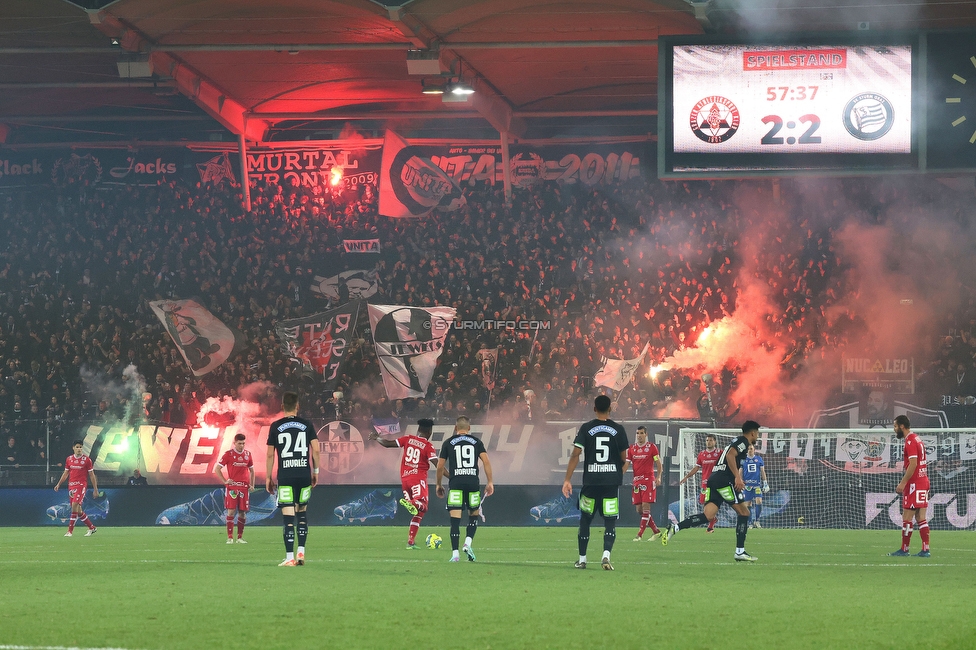 GAK - Sturm Graz
OEFB Cup, 3. Runde, Grazer AK - SK Sturm Graz, Stadion Liebenau Graz, 02.11.2023. 

Foto zeigt Fans von Sturm
Schlüsselwörter: pyrotechnik