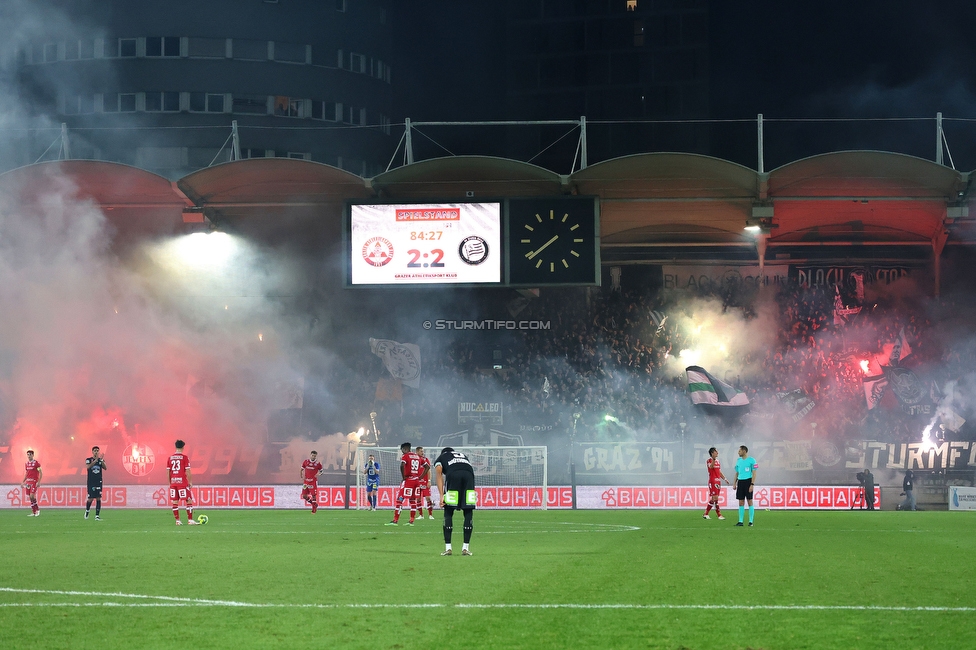 GAK - Sturm Graz
OEFB Cup, 3. Runde, Grazer AK - SK Sturm Graz, Stadion Liebenau Graz, 02.11.2023. 

Foto zeigt Fans von Sturm
Schlüsselwörter: pyrotechnik