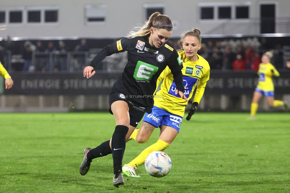 Sturm Damen - Vienna
OEFB Frauen Bundesliga, 8. Runde, SK Sturm Graz Damen - First Vienna FC 1894, Trainingszentrum Messendorf, 04.11.2023. 

Foto zeigt Elena Koessler (Sturm Damen)
