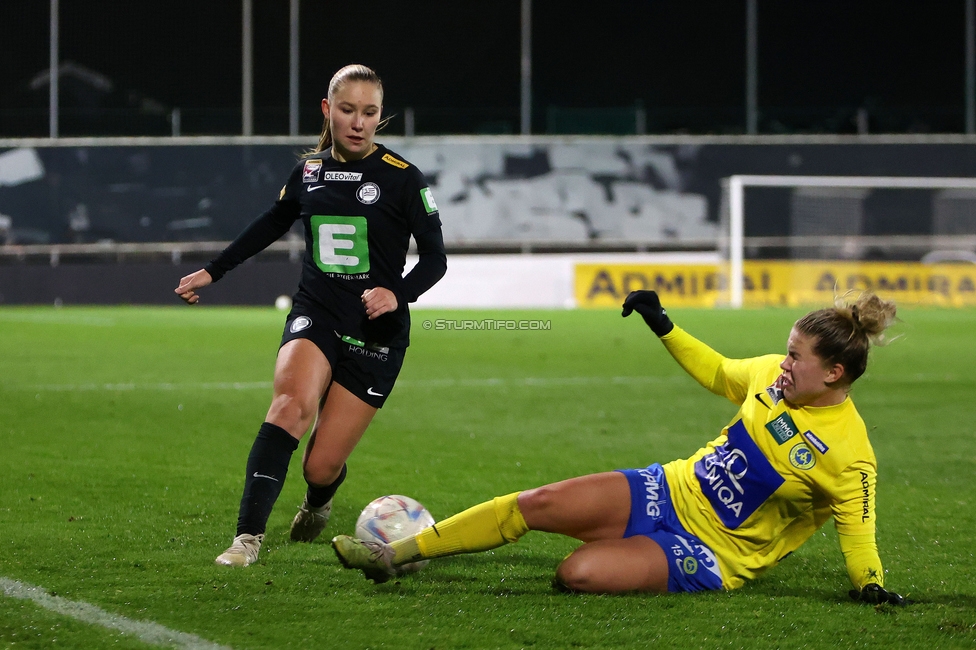 Sturm Damen - Vienna
OEFB Frauen Bundesliga, 8. Runde, SK Sturm Graz Damen - First Vienna FC 1894, Trainingszentrum Messendorf, 04.11.2023. 

Foto zeigt Anna Wirnsberger (Sturm Damen)
