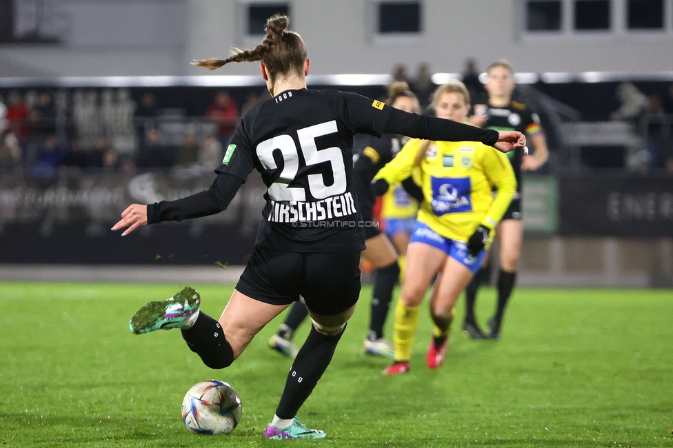 Sturm Damen - Vienna
OEFB Frauen Bundesliga, 8. Runde, SK Sturm Graz Damen - First Vienna FC 1894, Trainingszentrum Messendorf, 04.11.2023. 

Foto zeigt Merle Kirschstein (Sturm Damen)
