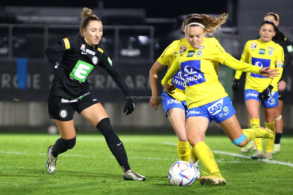 Sturm Damen - Vienna
OEFB Frauen Bundesliga, 8. Runde, SK Sturm Graz Damen - First Vienna FC 1894, Trainingszentrum Messendorf, 04.11.2023. 

Foto zeigt Andrea Glibo (Sturm Damen)
