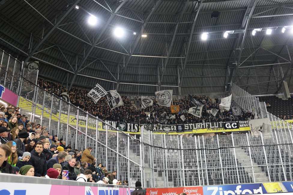 LASK - Sturm Graz
Oesterreichische Fussball Bundesliga, 13. Runde, LASK - SK Sturm Graz, Linzer Stadion  05.11.2023. 

Foto zeigt Fans von Sturm
