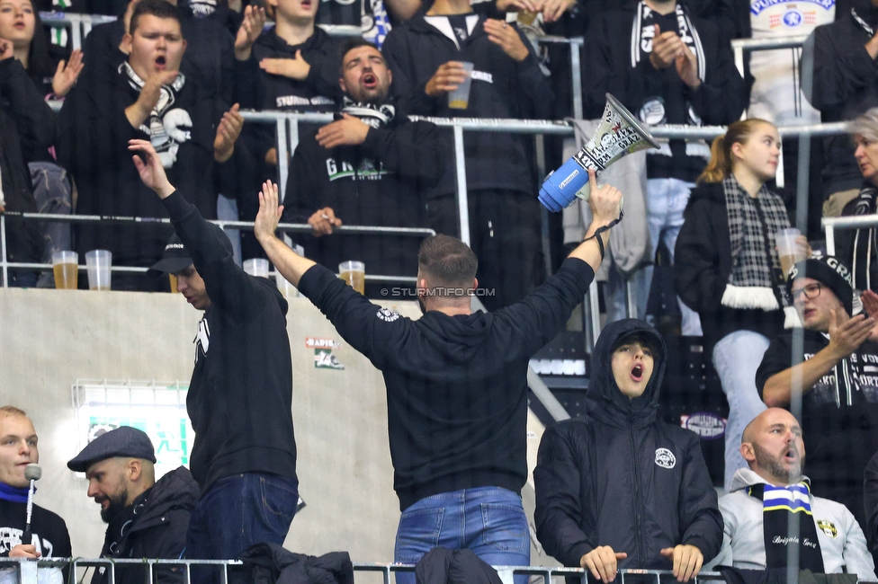 LASK - Sturm Graz
Oesterreichische Fussball Bundesliga, 13. Runde, LASK - SK Sturm Graz, Linzer Stadion  05.11.2023. 

Foto zeigt Fans von Sturm
Schlüsselwörter: brigata vorsaenger