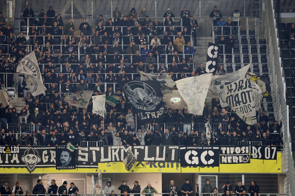 LASK - Sturm Graz
Oesterreichische Fussball Bundesliga, 13. Runde, LASK - SK Sturm Graz, Linzer Stadion  05.11.2023. 

Foto zeigt Fans von Sturm
Schlüsselwörter: sturmflut