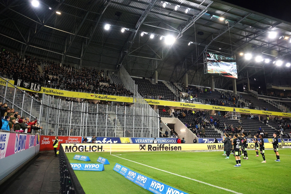 LASK - Sturm Graz
Oesterreichische Fussball Bundesliga, 13. Runde, LASK - SK Sturm Graz, Linzer Stadion  05.11.2023. 

Foto zeigt die Mannschaft von Sturm und Fans von Sturm
