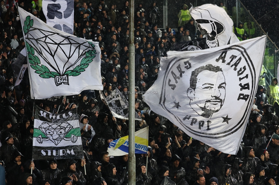 Atalanta - Sturm Graz
UEFA Europa League Gruppenphase 4. Spieltag, Atalanta Bergamo Calcio - SK Sturm Graz, Stadio di Bergamo, 09.11.2023. 

Foto zeigt Fans von Sturm
