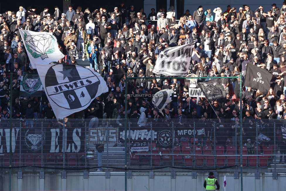 Austria Klagenfurt - Sturm Graz
Oesterreichische Fussball Bundesliga, 14. Runde, SK Austria Klagenfurt - SK Sturm Graz, Woerthersee Stadion, 12.11.2023. 

Foto zeigt Fans von Sturm
Schlüsselwörter: jewels unita