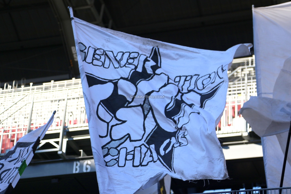 Austria Klagenfurt - Sturm Graz
Oesterreichische Fussball Bundesliga, 14. Runde, SK Austria Klagenfurt - SK Sturm Graz, Woerthersee Stadion, 12.11.2023. 

Foto zeigt Fans von Sturm
Schlüsselwörter: generationchaos