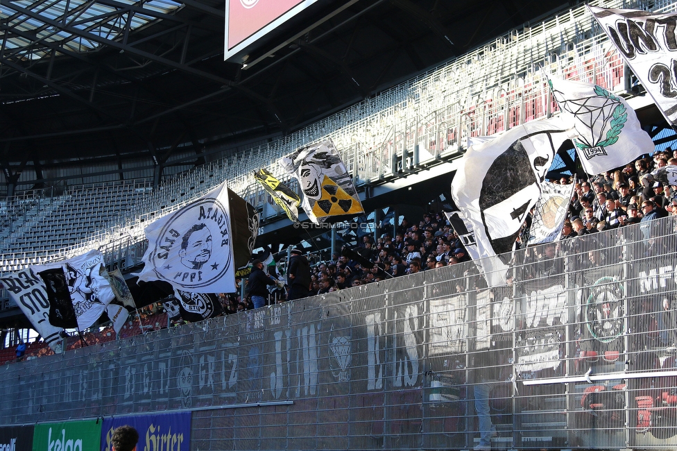 Austria Klagenfurt - Sturm Graz
Oesterreichische Fussball Bundesliga, 14. Runde, SK Austria Klagenfurt - SK Sturm Graz, Woerthersee Stadion, 12.11.2023. 

Foto zeigt Fans von Sturm
