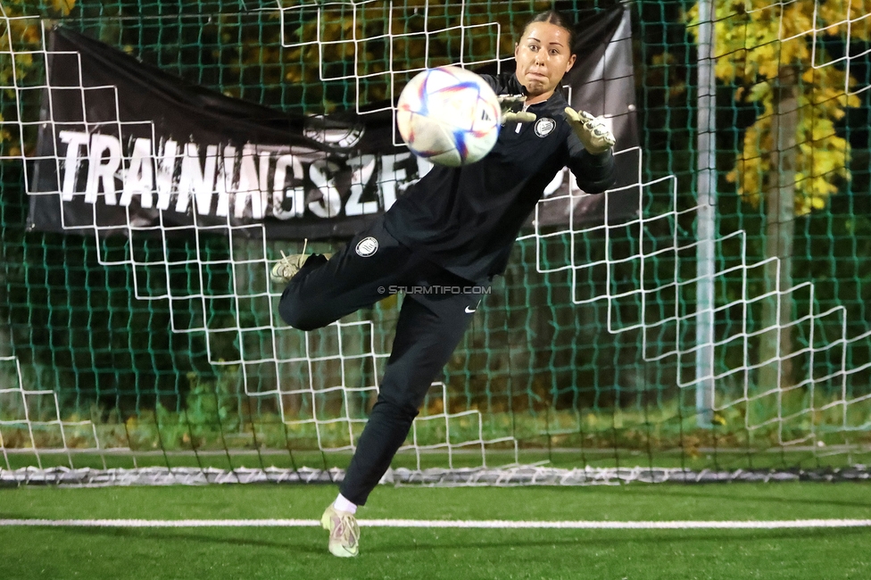 Wiener Sportklub - Sturm Graz Damen
SPORTLAND Niederoesterreich Frauen Cup, Wiener Sportklub - SK Sturm Graz, WSC Trainingszentrum Kunstrasen Wien, 18.11.2023. 

Foto zeigt Mariella El Sherif (Sturm Damen)
