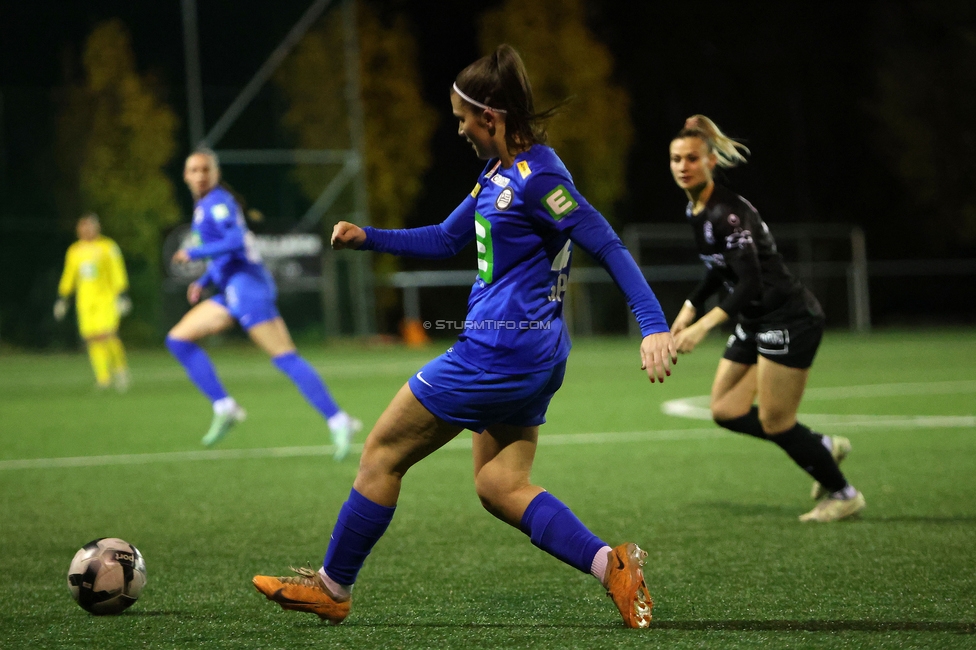 Wiener Sportklub - Sturm Graz Damen
SPORTLAND Niederoesterreich Frauen Cup, Wiener Sportklub - SK Sturm Graz, WSC Trainingszentrum Kunstrasen Wien, 18.11.2023. 

Foto zeigt Marie Spiess (Sturm Damen)
