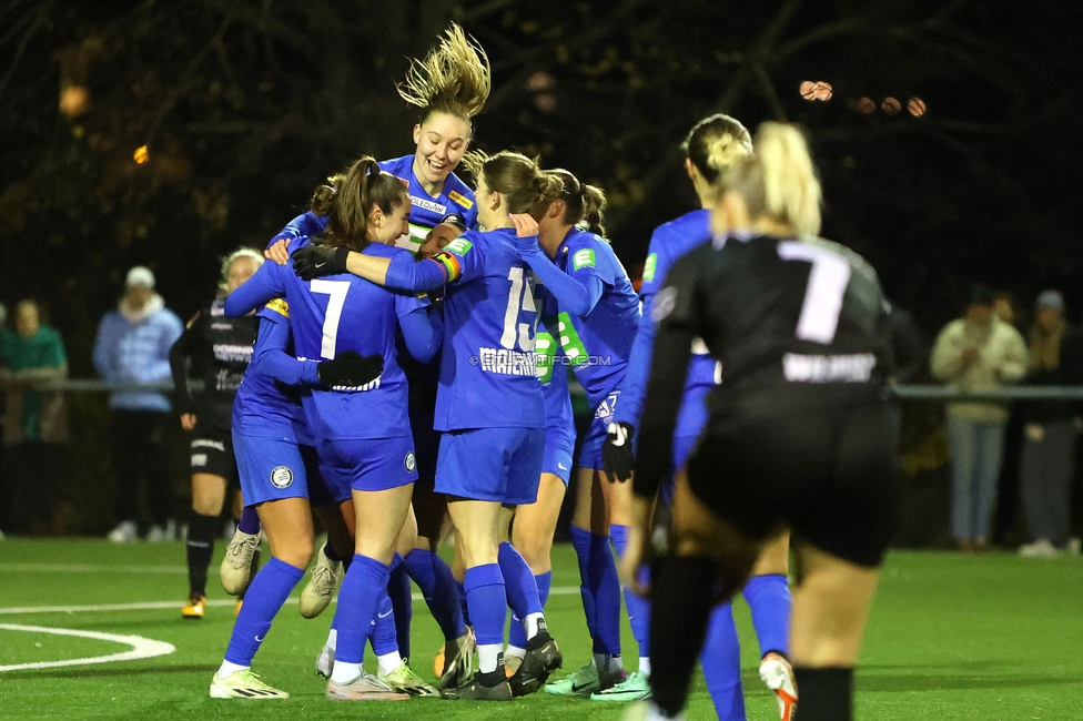 Wiener Sportklub - Sturm Graz Damen
SPORTLAND Niederoesterreich Frauen Cup, Wiener Sportklub - SK Sturm Graz, WSC Trainingszentrum Kunstrasen Wien, 18.11.2023. 

Foto zeigt die Mannschaft der Sturm Damen
