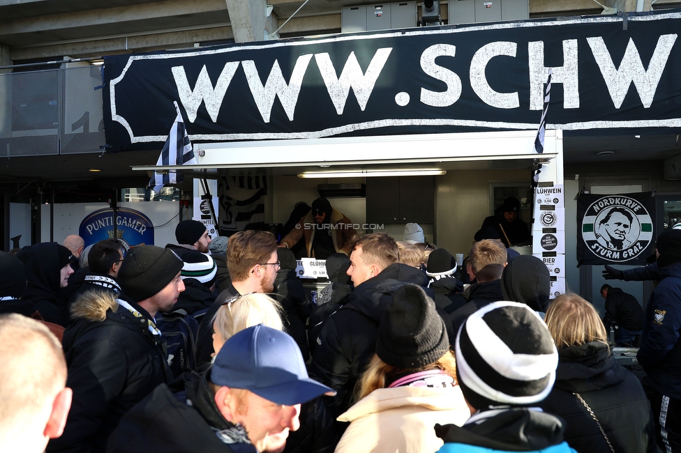 Sturm Graz - Austria Lustenau
Oesterreichische Fussball Bundesliga, 15. Runde, SK Sturm Graz - SC Austria Lustenau,  Stadion Liebenau Graz, 25.112023. 

Foto zeigt das Vereinfsfest von Schwoaze Helfen
Schlüsselwörter: schwoazehelfen