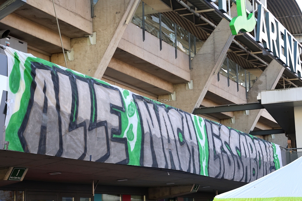 Sturm Graz - Austria Lustenau
Oesterreichische Fussball Bundesliga, 15. Runde, SK Sturm Graz - SC Austria Lustenau,  Stadion Liebenau Graz, 25.112023. 

Foto zeigt Fans von Sturm mit einem Spruchband
