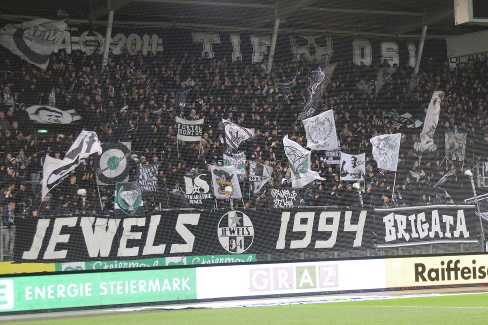 Sturm Graz - Austria Lustenau
Oesterreichische Fussball Bundesliga, 15. Runde, SK Sturm Graz - SC Austria Lustenau,  Stadion Liebenau Graz, 25.112023. 

Foto zeigt Fans von Sturm
Schlüsselwörter: jewels