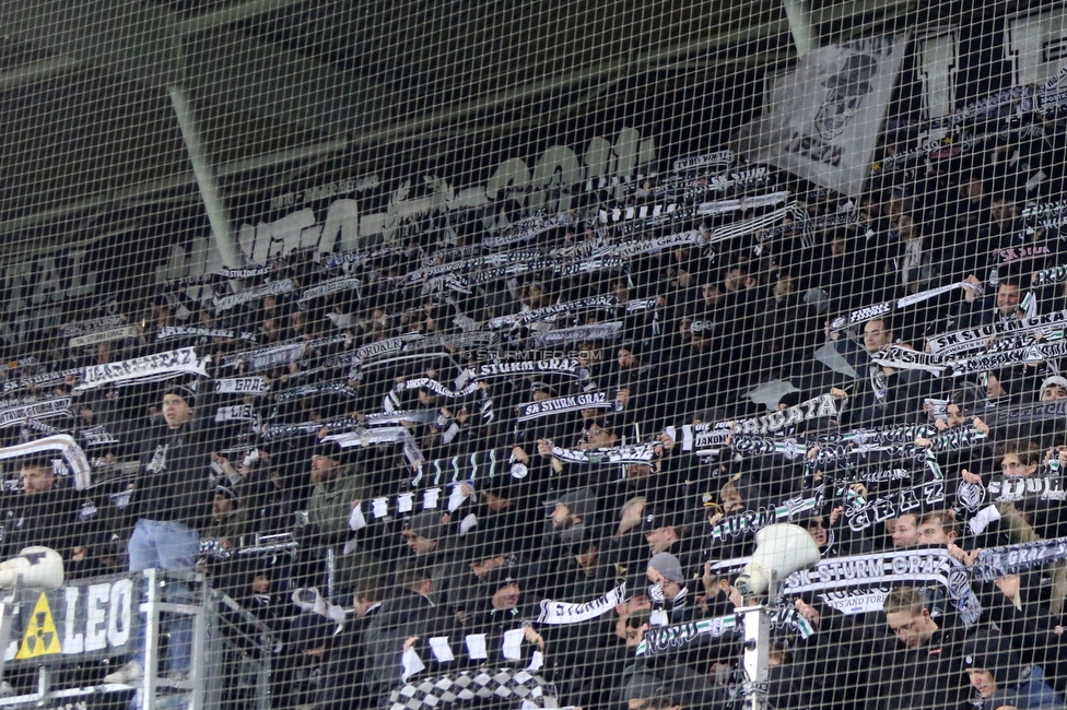 Sturm Graz - Austria Lustenau
Oesterreichische Fussball Bundesliga, 15. Runde, SK Sturm Graz - SC Austria Lustenau,  Stadion Liebenau Graz, 25.112023. 

Foto zeigt Fans von Sturm
Schlüsselwörter: schals brigata