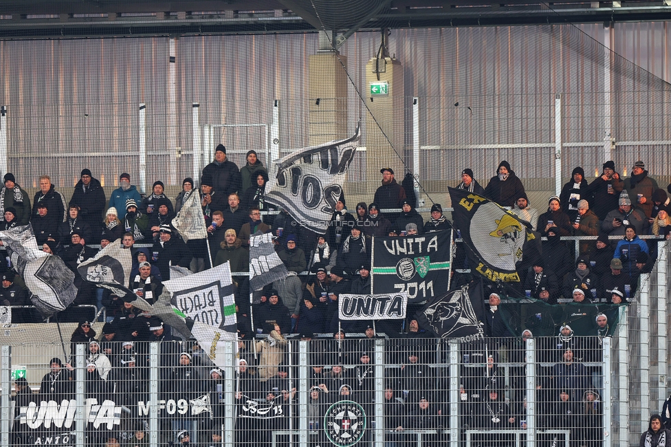 Blau-Weiss Linz - Sturm Graz
Oesterreichische Fussball Bundesliga, 16. Runde, Blau-Weiss Linz - SK Sturm Graz, Hofmann Personal Stadion Linz, 03.12.2023. 

Foto zeigt Fans von Sturm
