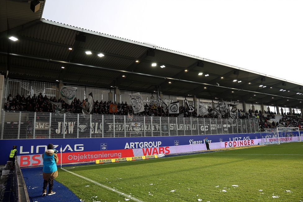 Blau-Weiss Linz - Sturm Graz
Oesterreichische Fussball Bundesliga, 16. Runde, Blau-Weiss Linz - SK Sturm Graz, Hofmann Personal Stadion Linz, 03.12.2023. 

Foto zeigt Fans von Sturm
