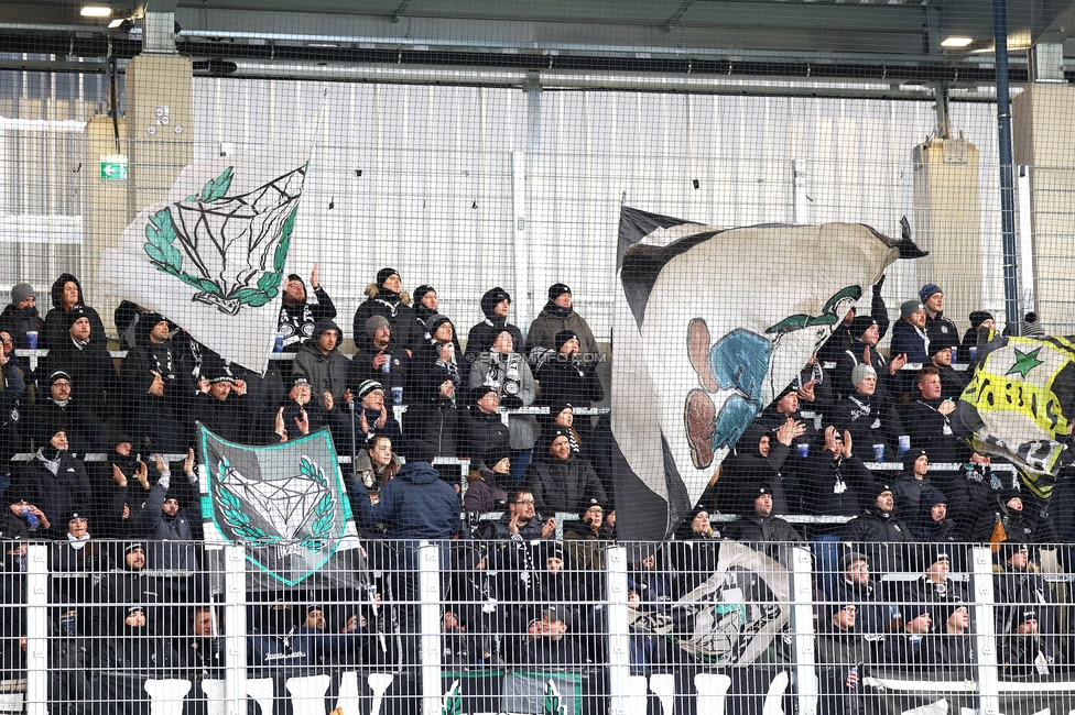 Blau-Weiss Linz - Sturm Graz
Oesterreichische Fussball Bundesliga, 16. Runde, Blau-Weiss Linz - SK Sturm Graz, Hofmann Personal Stadion Linz, 03.12.2023. 

Foto zeigt Fans von Sturm
